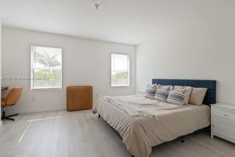 Touwnhouse à louer à Homestead, Floride: 4 chambres, 178.74 m2 № 1940800 - photo 12