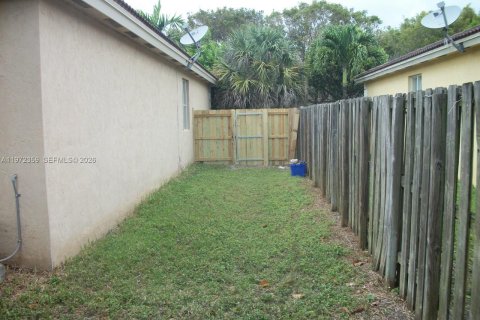 Купить таунхаус в Хомстед, Флорида 3 спальни, 110.46м2, № 2032992 - фото 6