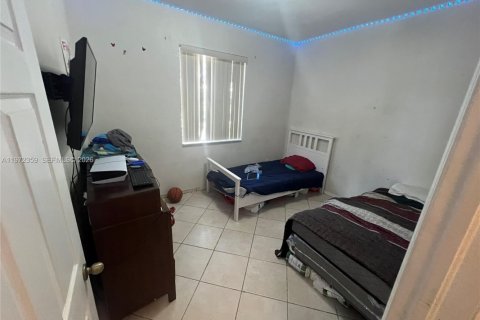 Купить таунхаус в Хомстед, Флорида 3 спальни, 110.46м2, № 2032992 - фото 23