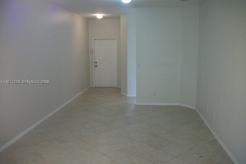 Купить таунхаус в Хомстед, Флорида 3 спальни, 110.46м2, № 2032992 - фото 15