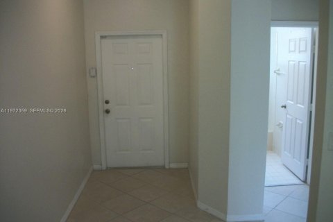 Купить таунхаус в Хомстед, Флорида 3 спальни, 110.46м2, № 2032992 - фото 18