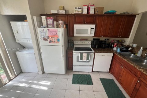 Купить таунхаус в Хомстед, Флорида 3 спальни, 110.46м2, № 2032992 - фото 11