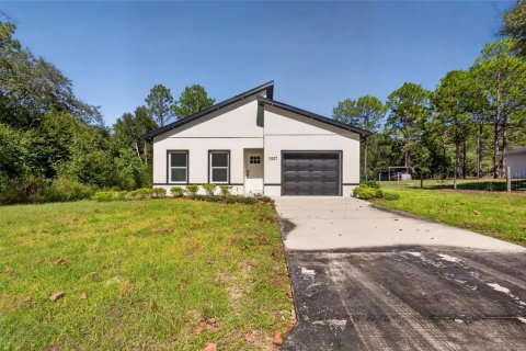 Villa ou maison à Dunnellon, Floride 3 chambres, 111.48 m2 № 2432710