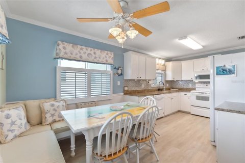 Casa en venta en Holmes Beach, Florida, 3 dormitorios, 144.56 m2 № 2231230 - foto 15
