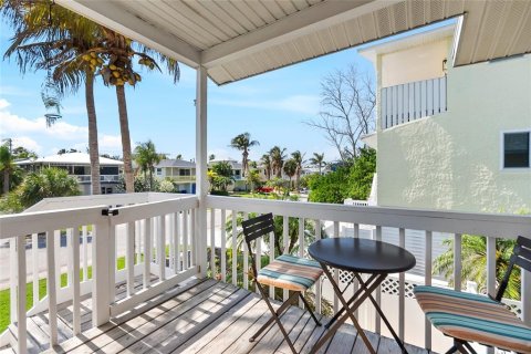 Casa en venta en Holmes Beach, Florida, 3 dormitorios, 144.56 m2 № 2231230 - foto 7