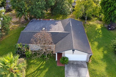 House in Orlando, Florida 4 bedrooms, 184.88 sq.m. № 2391328 - photo 3