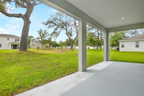 House in Mount Dora, Florida 5 bedrooms, 281.49 sq.m. № 1649360 - photo 16