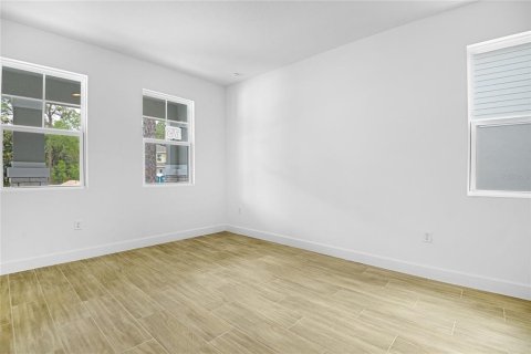 House in Mount Dora, Florida 5 bedrooms, 281.49 sq.m. № 1649360 - photo 7