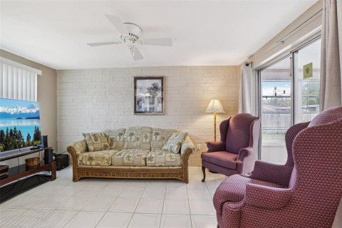 Casa en venta en Holiday, Florida, 2 dormitorios, 133.97 m2 № 1780917 - foto 12