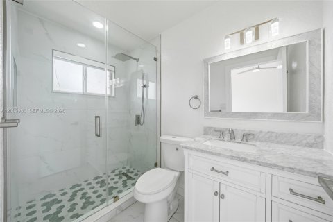 Villa ou maison à vendre à Hialeah, Floride: 3 chambres, 103.12 m2 № 2069421 - photo 20