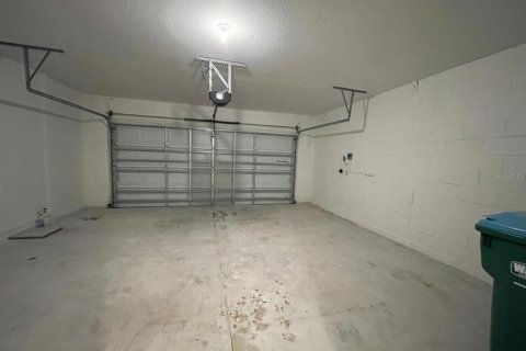 Villa ou maison à vendre à Deltona, Floride: 5 chambres, 241.64 m2 № 2415460 - photo 27