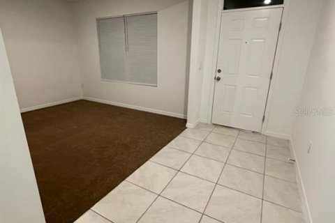 Villa ou maison à vendre à Deltona, Floride: 5 chambres, 241.64 m2 № 2415460 - photo 3
