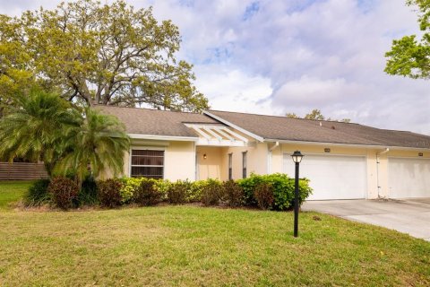 Condo in Sarasota, Florida, 2 bedrooms  № 1561070 - photo 2
