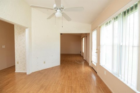 Condo in Sarasota, Florida, 2 bedrooms  № 1561070 - photo 22