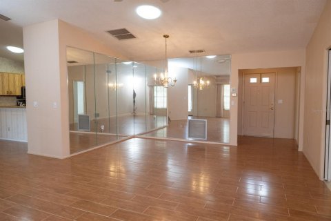 Condo in Sarasota, Florida, 2 bedrooms  № 1561070 - photo 7