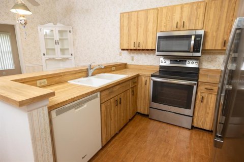 Condo in Sarasota, Florida, 2 bedrooms  № 1561070 - photo 17