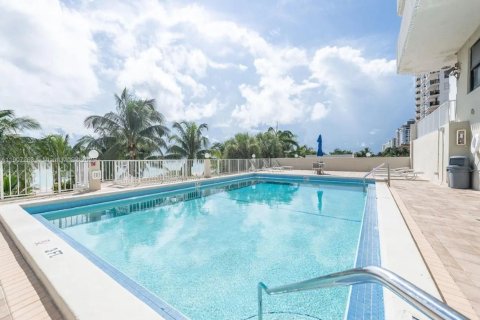 Купить кондоминиум в Майами-Бич, Флорида 2 спальни, 129.41м2, № 2013097 - фото 4