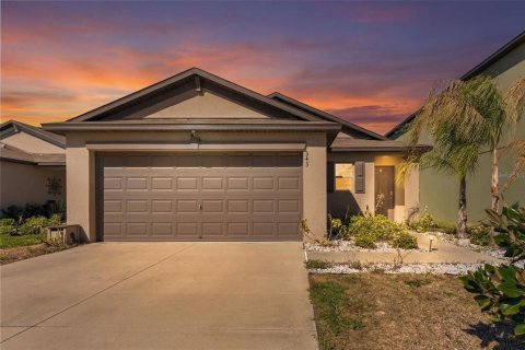 Casa en Spring Hill, Florida 3 dormitorios, 133.04 m2 № 2139125