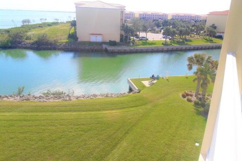 Condominio en alquiler en Fort Pierce, Florida, 2 dormitorios, 184.78 m2 № 1047703 - foto 1