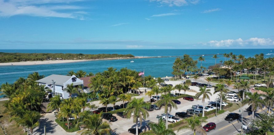 Land in Fort Pierce, Florida № 825777