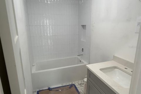 Touwnhouse à vendre à Tampa, Floride: 4 chambres, 224.08 m2 № 1872801 - photo 18