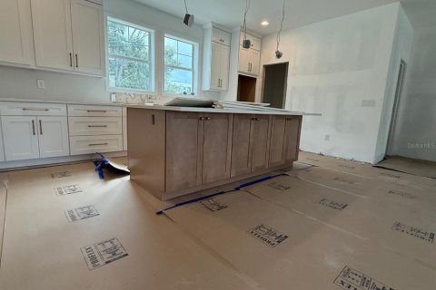Touwnhouse à vendre à Tampa, Floride: 4 chambres, 224.08 m2 № 1872801 - photo 5