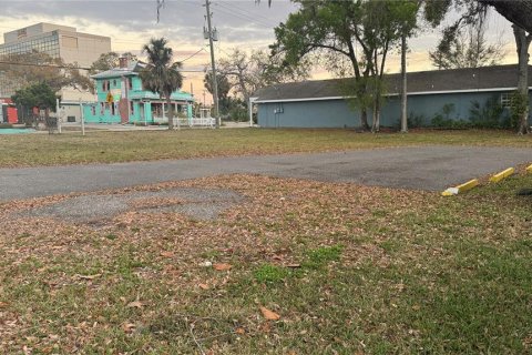 Commercial property in Bradenton, Florida 89.56 sq.m. № 2123828 - photo 3
