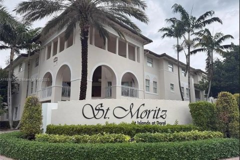 Condo à Doral, Floride, 2 chambres  № 2035025