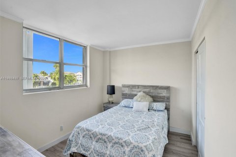 Copropriété à vendre à Fort Lauderdale, Floride: 2 chambres, 78.04 m2 № 2063675 - photo 27