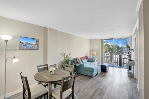 Copropriété à vendre à Fort Lauderdale, Floride: 2 chambres, 78.04 m2 № 2063675 - photo 16