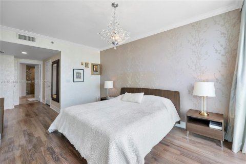 Condo in Fort Lauderdale, Florida, 2 bedrooms  № 1878759 - photo 18