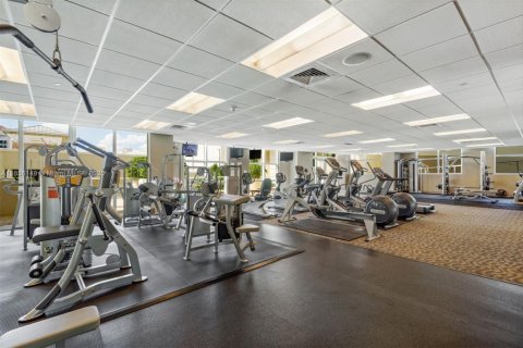 Condo in Fort Lauderdale, Florida, 2 bedrooms  № 1878759 - photo 27