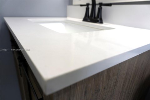 Снять в аренду виллу или дом в Форт-Лодердейл, Флорида 3 спальни, 91.04м2, № 1929776 - фото 16