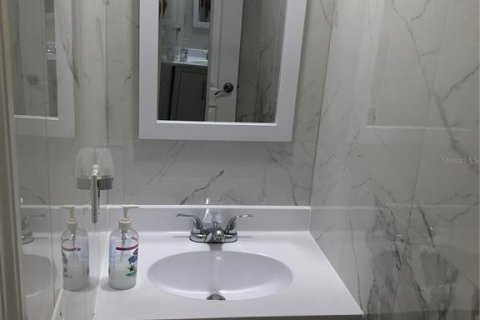 Apartamento en alquiler en Sarasota, Florida, 1 dormitorio, 39.02 m2 № 435674 - foto 9