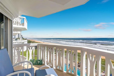 Condo in Ormond Beach, Florida, 2 bedrooms № 2342145 - photo 27