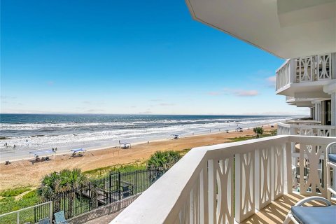 Condo in Ormond Beach, Florida, 2 bedrooms № 2342145 - photo 4