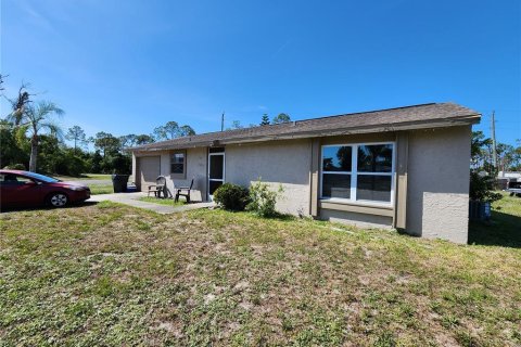 Casa en venta en North Port, Florida, 2 dormitorios, 85.84 m2 № 1765419 - foto 1