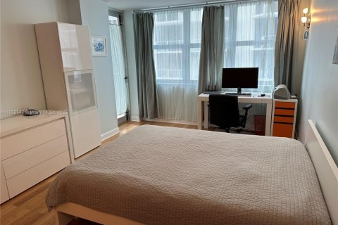 Condominio en venta en Miami Beach, Florida, 2 dormitorios, 118.08 m2 № 1882073 - foto 17