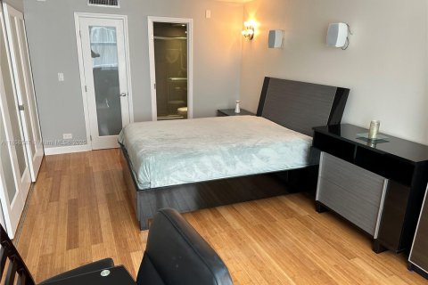 Condominio en venta en Miami Beach, Florida, 2 dormitorios, 118.08 m2 № 1882073 - foto 7