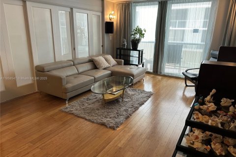 Condominio en venta en Miami Beach, Florida, 2 dormitorios, 118.08 m2 № 1882073 - foto 10
