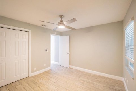 Townhouse in Orlando, Florida 3 bedrooms, 105.17 sq.m. № 2114563 - photo 25