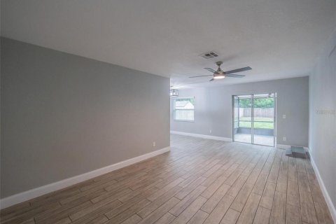 Townhouse in Orlando, Florida 3 bedrooms, 105.17 sq.m. № 2114563 - photo 8