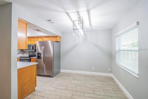 Townhouse in Orlando, Florida 3 bedrooms, 105.17 sq.m. № 2114563 - photo 9