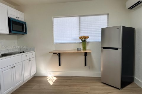 Villa ou maison à louer à Miami, Floride: 1 chambre, 151.71 m2 № 2000067 - photo 9