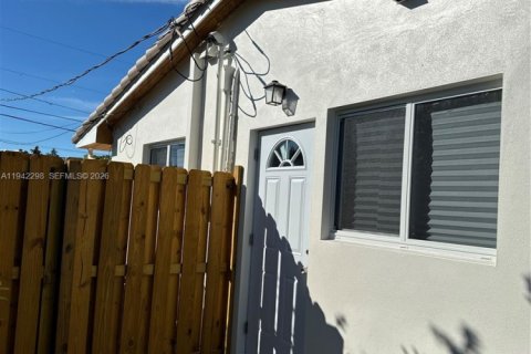 Villa ou maison à Miami, Floride 1 chambre, 151.71 m2 № 2000067