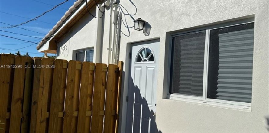 Villa ou maison à Miami, Floride 1 chambre, 151.71 m2 № 2000067