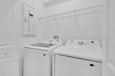 Touwnhouse à louer à Davenport, Floride: 4 chambres, 180.6 m2 № 2401198 - photo 22