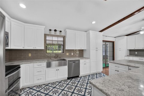 Villa ou maison à vendre à Ocala, Floride: 3 chambres, 176.33 m2 № 2413400 - photo 8