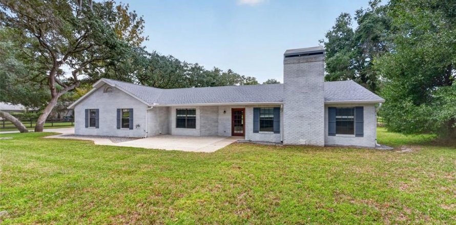 Villa ou maison à Ocala, Floride 3 chambres, 176.33 m2 № 2413400