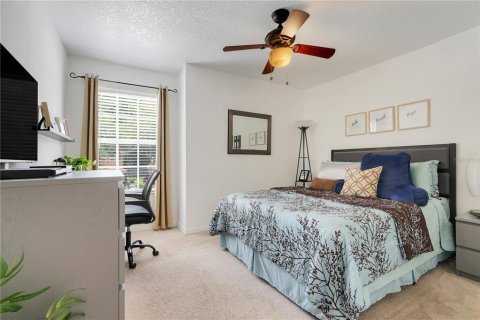 Townhouse in Apopka, Florida 3 bedrooms, 163.51 sq.m. № 1792731 - photo 13